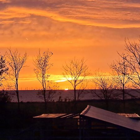 Bed and Breakfast Sunset Bed & No Breakfast Gedser Esterno foto
